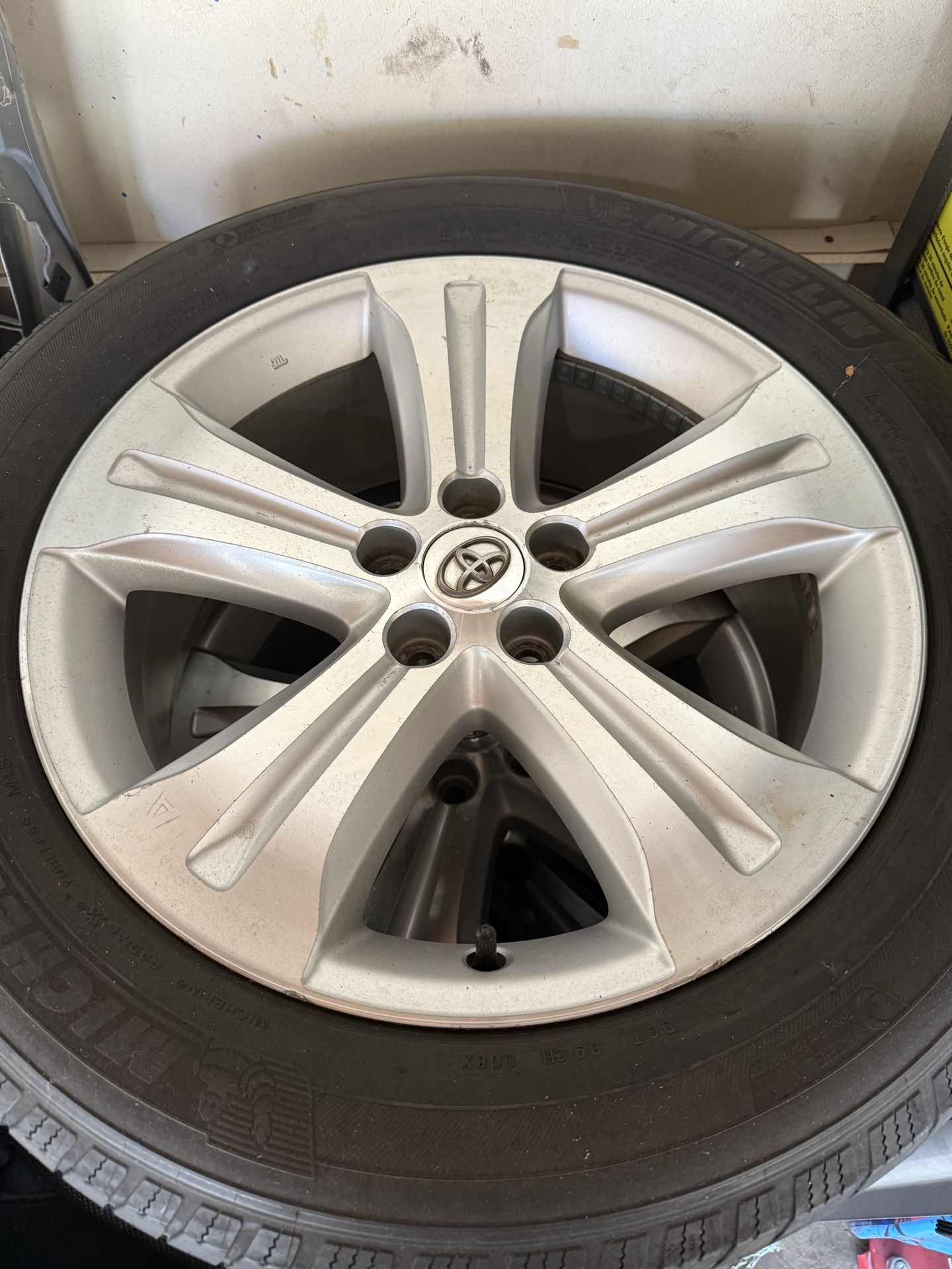 Toyota Highlander Wheels Rims