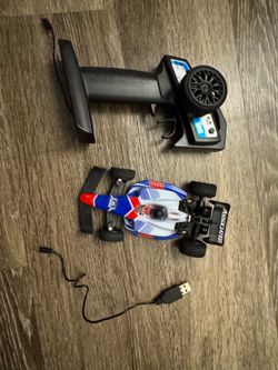 Team Associated RC28 Formula 1