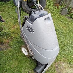 Carpet Extractor  With Attachments 
