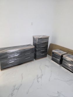 Cómoda Sin Espejo, Gavetero Y 2 mesas de noche