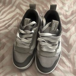 Boy vans shoes size 11