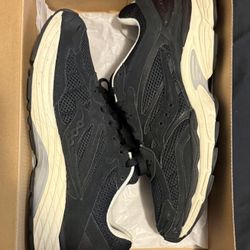 Saucony ProGrid Omni 9 Premium Black Cream Size 11 With Receipt🧾 