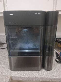 Profile nugget ice machine