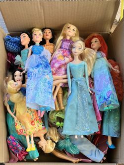 Barbie  doll house toys