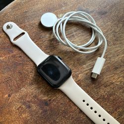 Apple Watch SE 44mm