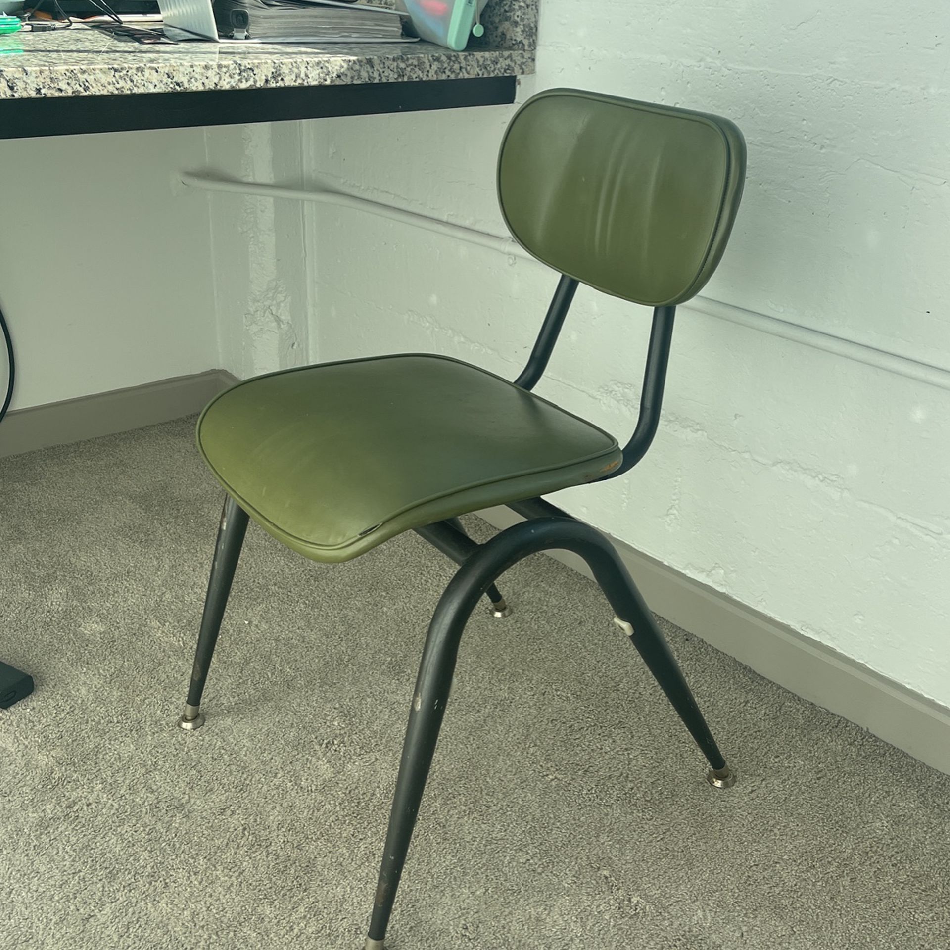 Cute 1970 Mid century Vintage Olive Green Classroom Chair 