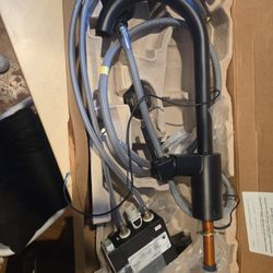 Moen Touch Faucet Worth 400.00 Only Aaking For 100 New In Tge Box