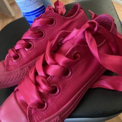 Girls Converse Size 13c 