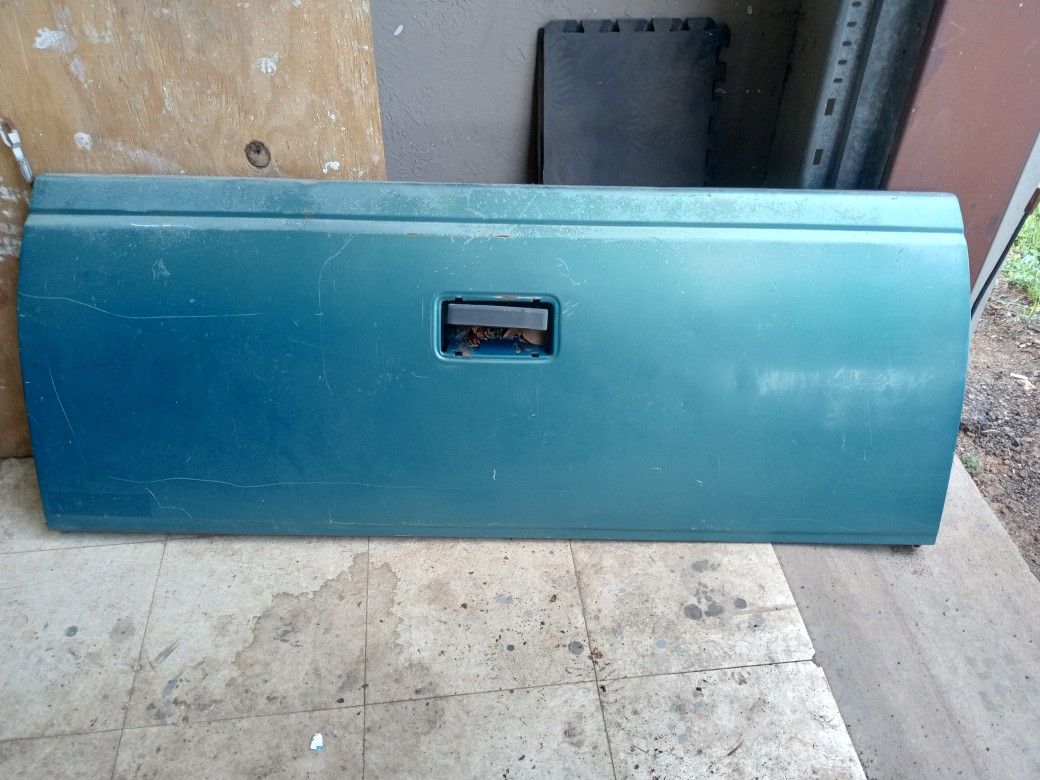 Chevy Tail Gate