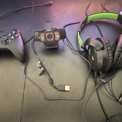 Xbox Controller, Logitech Webcam, Turtle Beach Headset