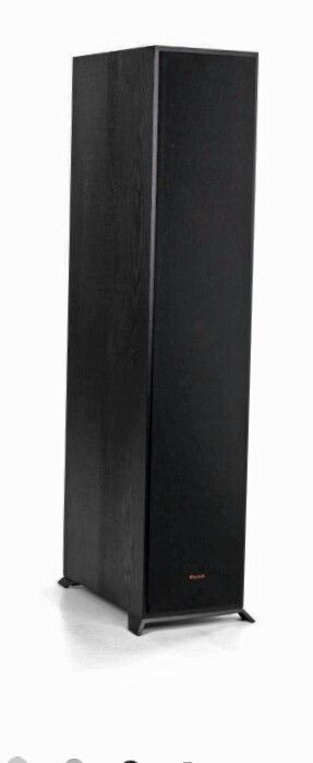 2 Klipsch Floorstanding speakers