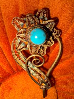 Vintage Filigree Flower Brooch with Turquoise Cabochon
