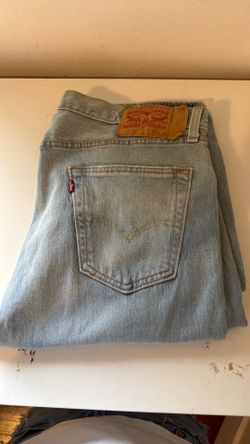 Levi 501 jeans