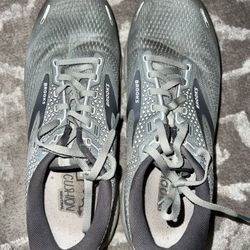 Brooks Ghost 14, Size 10.5(2E Wide)Men’s