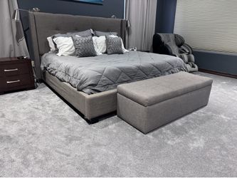 King Size Bed, Ottoman, 2 dressers, 2 night stands