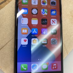 iPhone 7  Plus Unlocked 128gb (No iCloud)