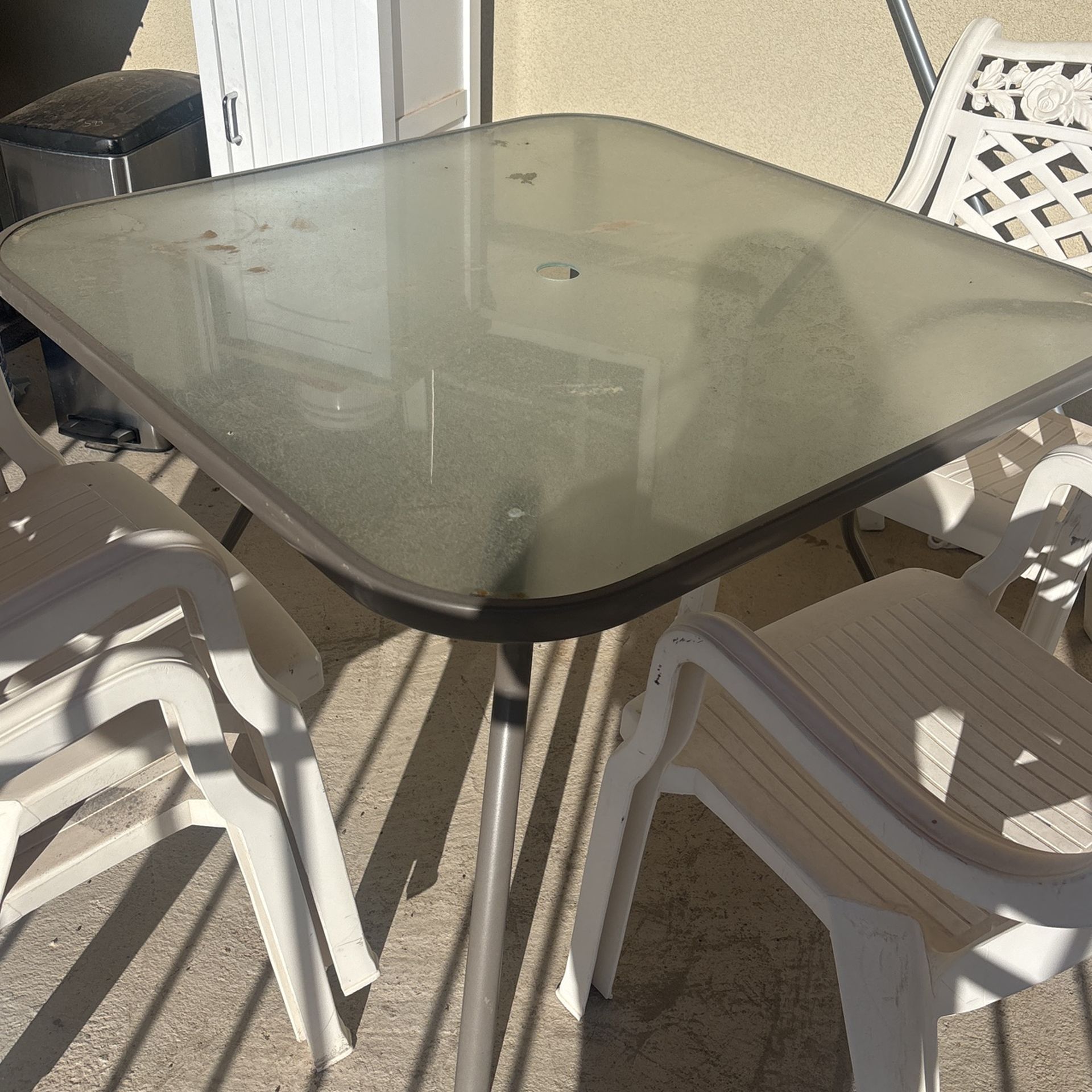 Patio Table W/ 4 Chairs