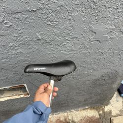 16’ Dyno stamped bmx seat 