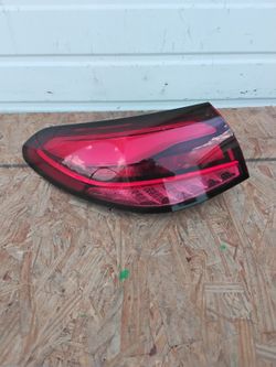 2022-2026 Mercedes-Benz GLC Rear Led Taillight 