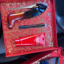 Carolina Herrera Perfume