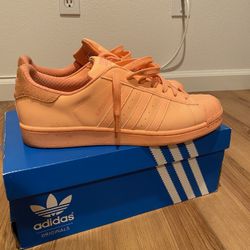 Adidas Superstar AdiColor Size 10.5