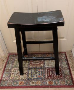 Black Wood Saddle Seat Bar Stool