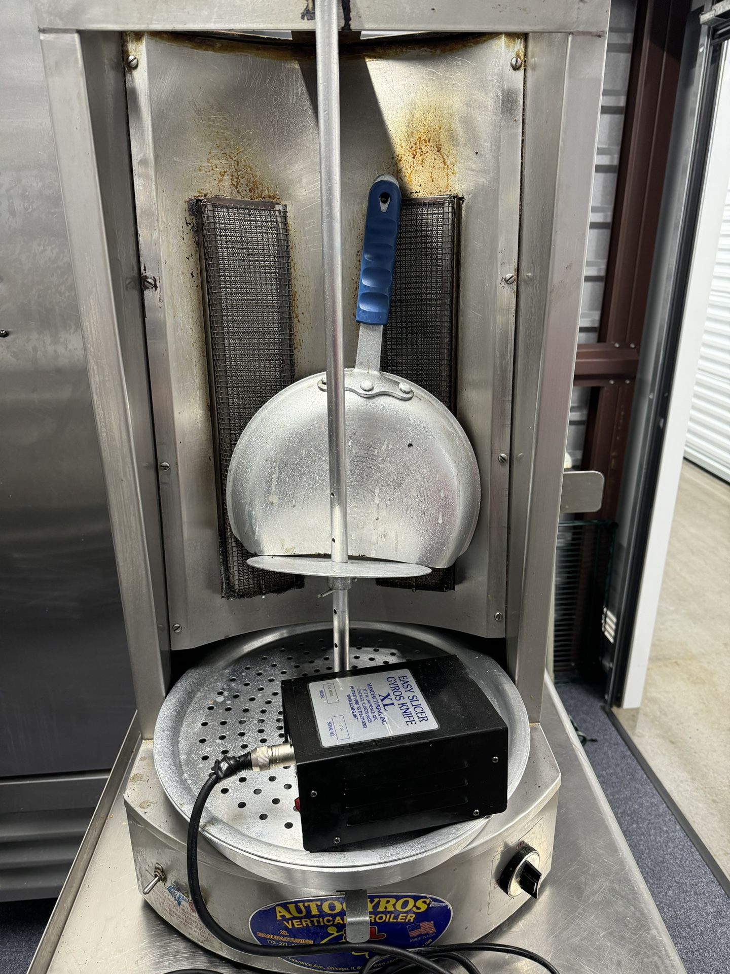Gyro Spit W/ Electric Gyro Knife