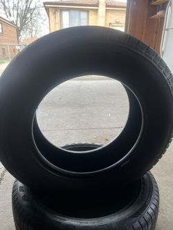 Michelin Defenders 235/65R17