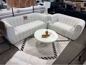 Perfect sofa loveseat ❤️🥹🛋️