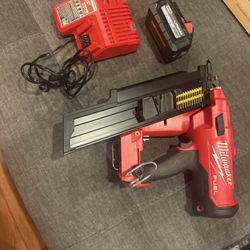 M18 FUEL™ 21 Degree Framing Nailer