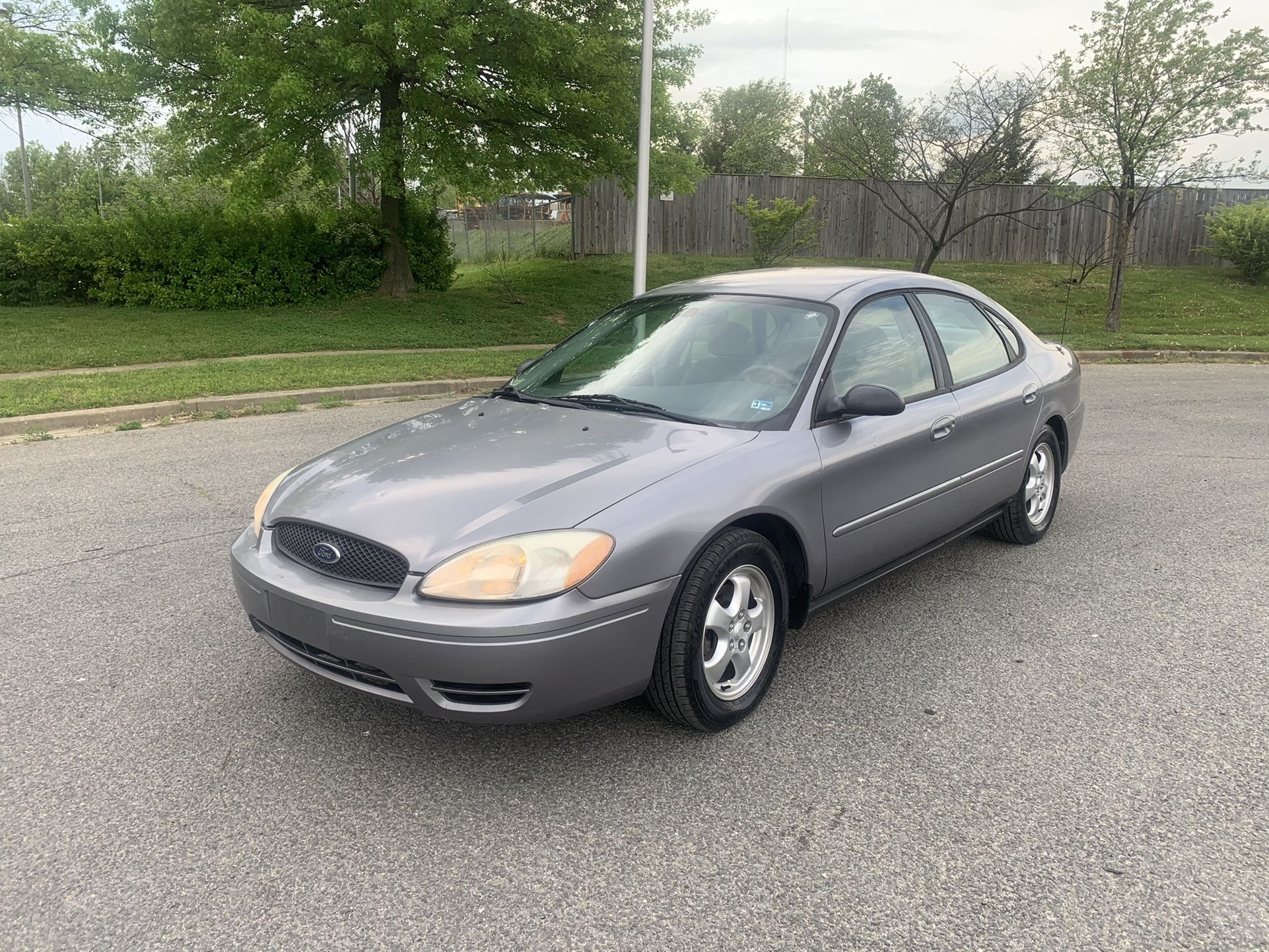 2006 Ford Taurus