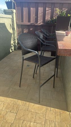 Outdoor Bar Stools 