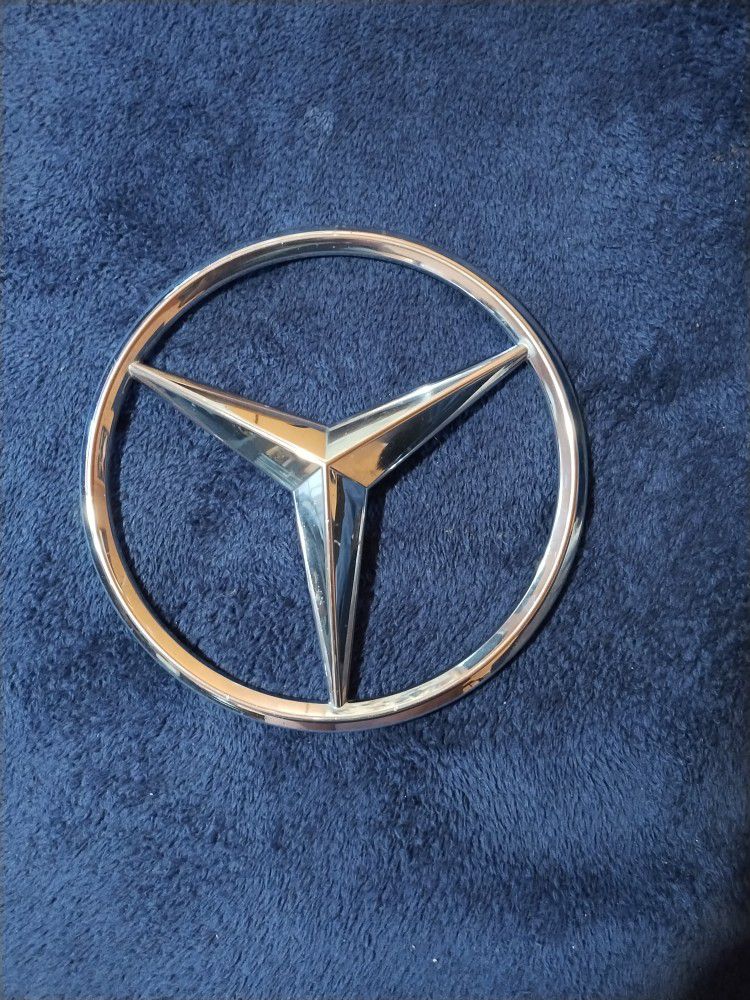 eBay
https://offerup.com/redirect/?o=aHR0cHM6Ly93d3cuZWJheS5jb20= › ...
A000 Genuine Mercedes-Benz Chrome Radiator Grille Star Badge ...