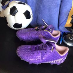 Children’s Dream Soccer Cleats Size 10