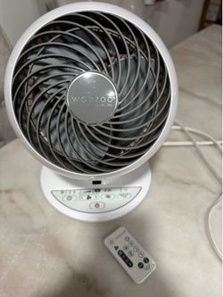 IRIS USA WOOZOO air circulator fan