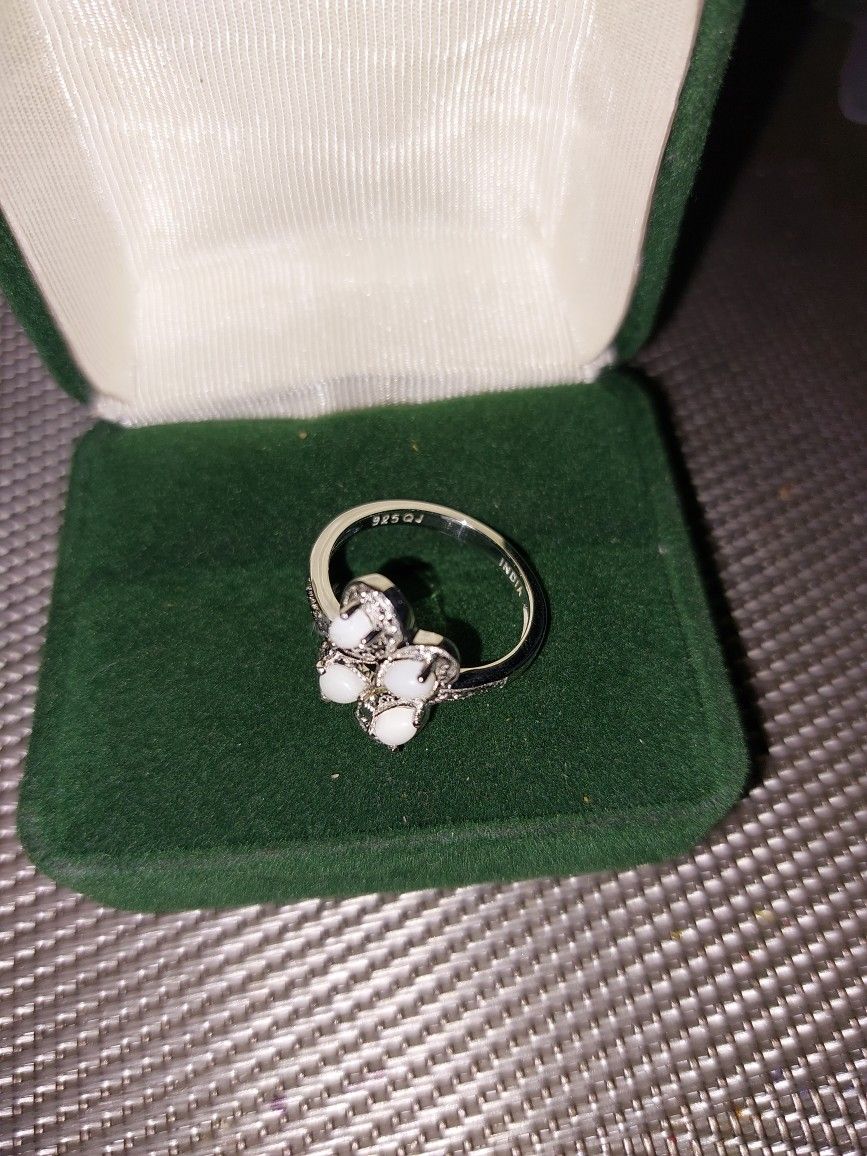 Sterling Silver Genuine Opal Ring Sz8