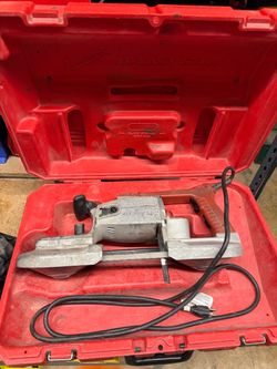 Milwaukee Deep Cut Band Saw