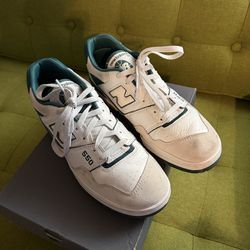 New Balance 550 (White/Green) Size 10.5