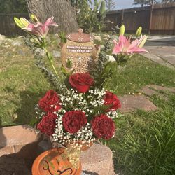 Mothers Day Arrangement