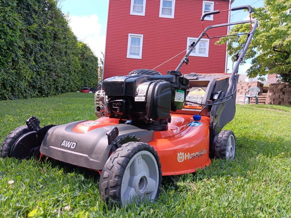 Husqvarna 22" 2-in-1 All-Wheel Drive (AWD) Self-Propelled Lawn Mower