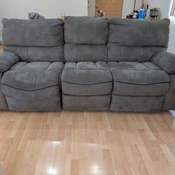 Power Recliner Sofas