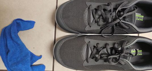Sketchers men's  sneakers