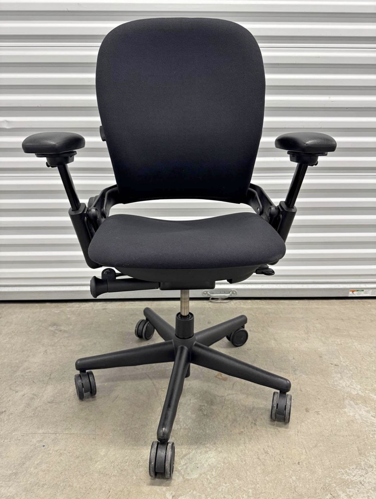 Steelcase Leap V1 Fully Adjustable Model office chair In Black