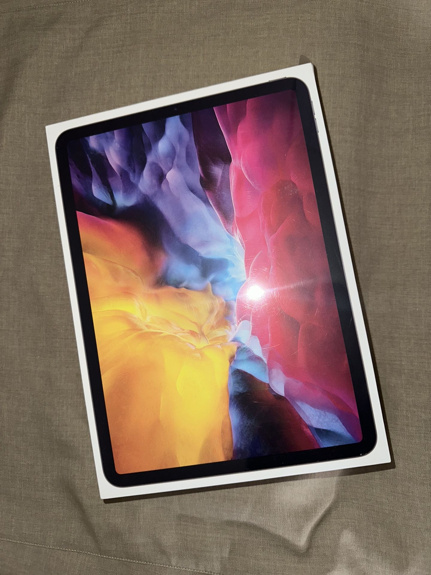 Apple iPad Pro 11” 256gb Cellular + Wifi Space Gray Sealed Box I Can Come To You