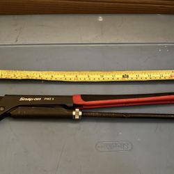 Snap-on Tools 17" Pliers Wrench (Red)