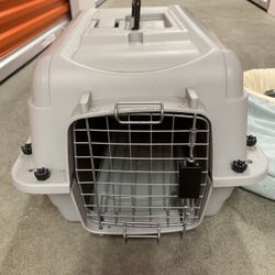 Pet Kennel & Bed