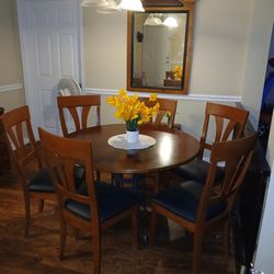 Sale Table With 6 Chairs