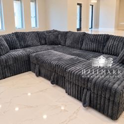 Fluffy Sectionals (Pullout Bed/Storage/USB)