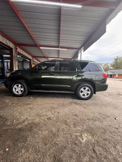 2010 Toyota Sequoia