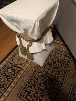 Plant Stand  With Decor Rope